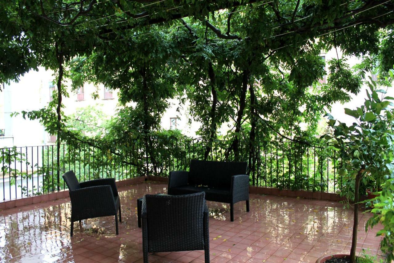 Il Glicine Apartment *